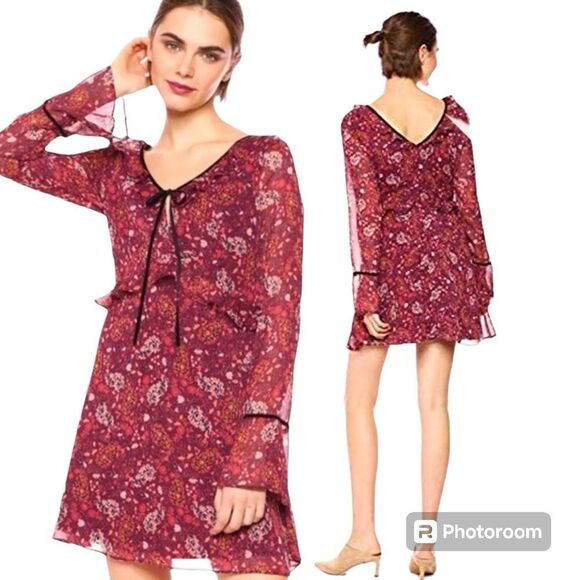 Cupcakes and Cashmere | Long Sleeve Ruffle Tie Dress - Floral print, Size 8 - Picture 1 of 12